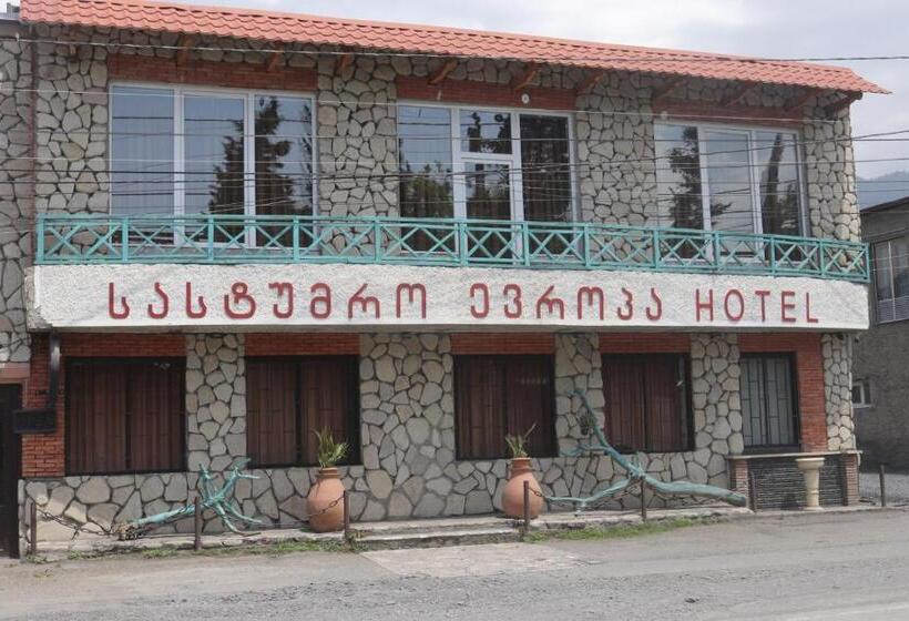 هاستل E U R O P E