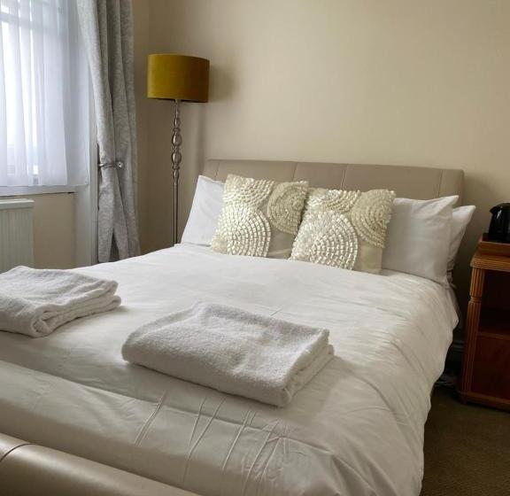 مبيت وإفطار Black Lion