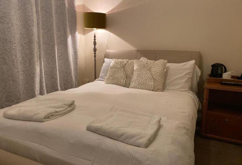 مبيت وإفطار Black Lion