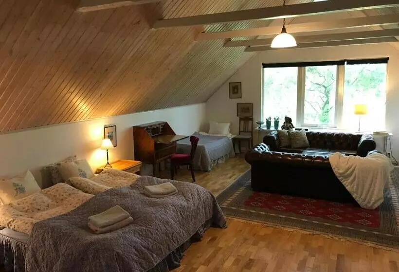 Aamiaismajoitus (B&B) Karlsborg Rum Och Frukost