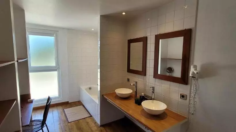 Aamiaismajoitus (B&B) Villa Liberty