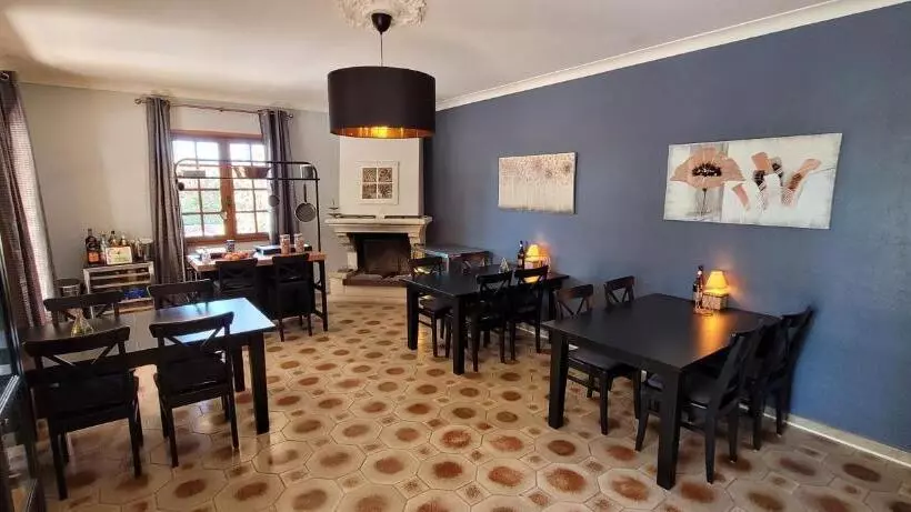 Aamiaismajoitus (B&B) Villa Liberty