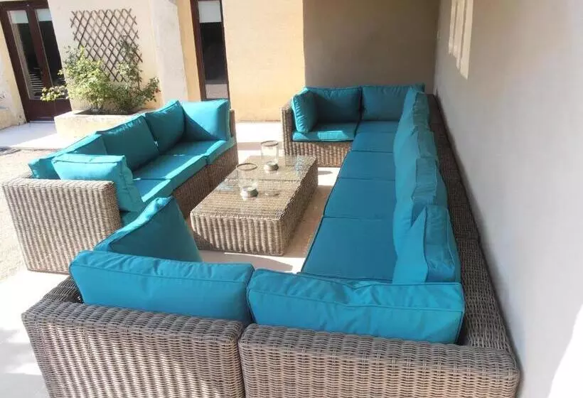 Aamiaismajoitus (B&B) Villa Liberty