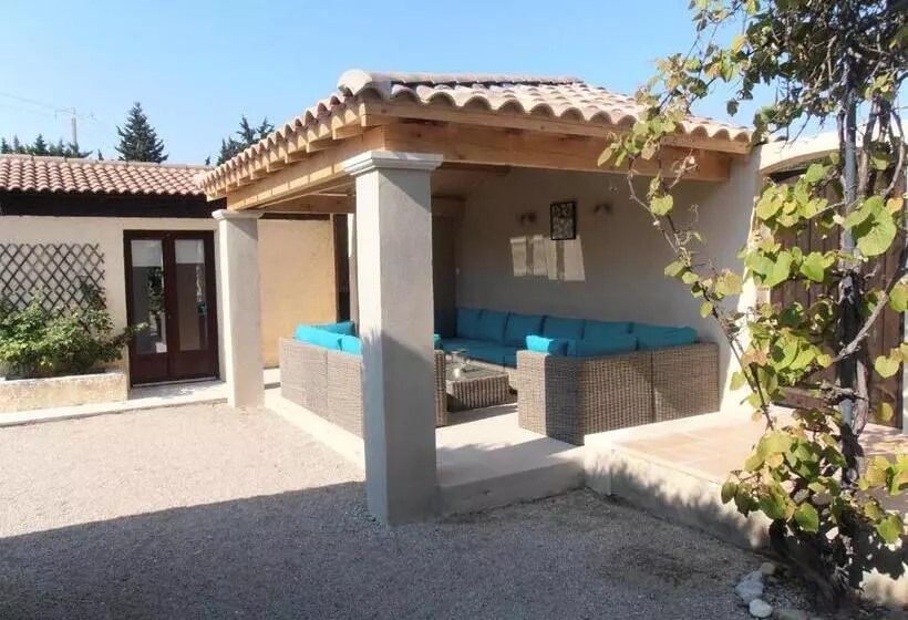 Aamiaismajoitus (B&B) Villa Liberty