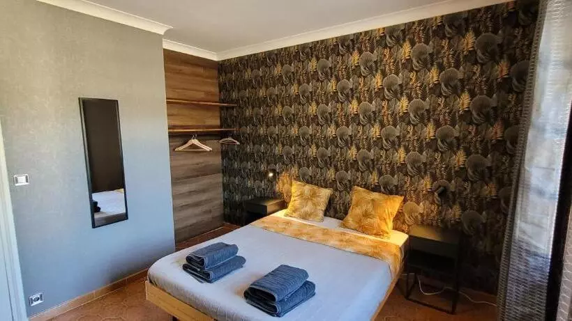 Aamiaismajoitus (B&B) Villa Liberty