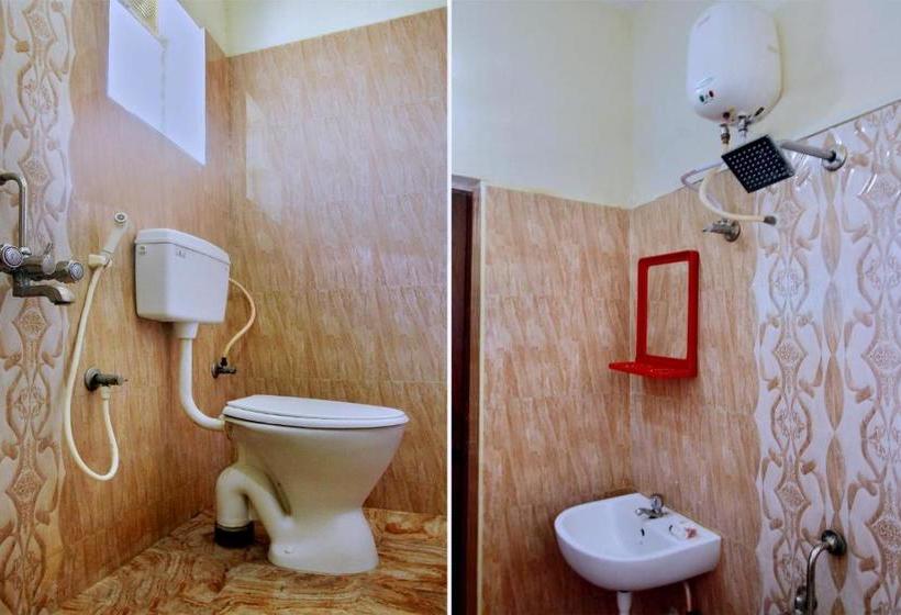 ホテル Oyo Rooms Ecr Road Opposite Spencers