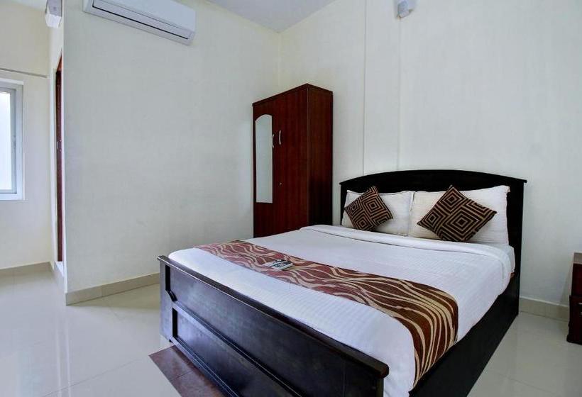 ホテル Oyo Rooms Ecr Road Opposite Spencers