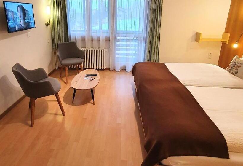 호텔 Restaurant Grina