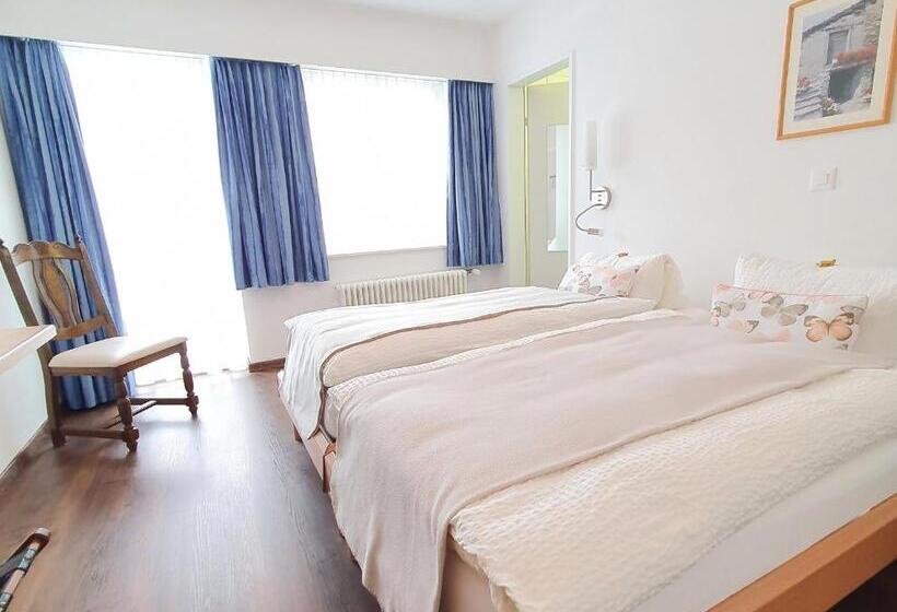 호텔 Restaurant Grina