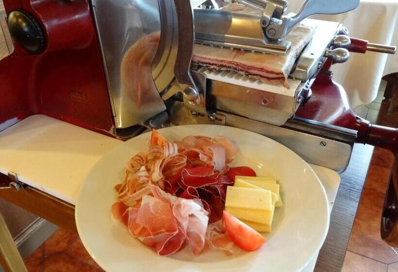 호텔 Restaurant Grina