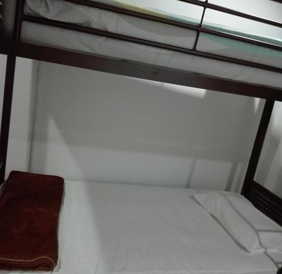 בית מלון כפרי Tonight