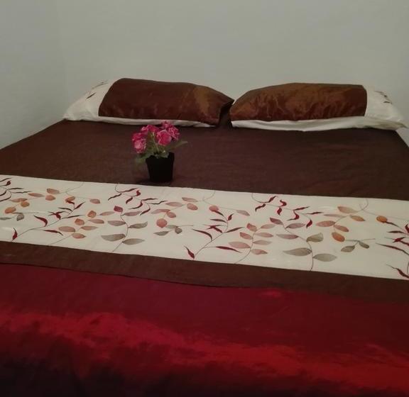 בית מלון כפרי Tonight