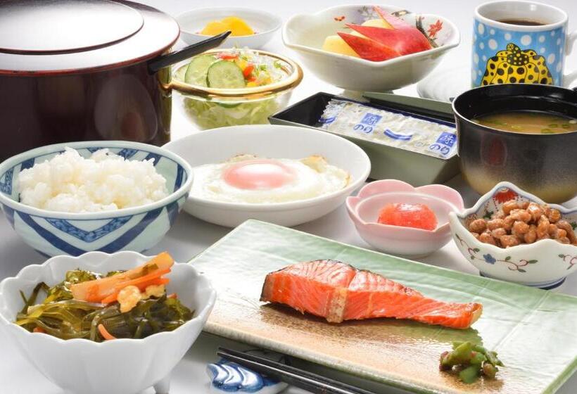 בית מלון כפרי Towada City