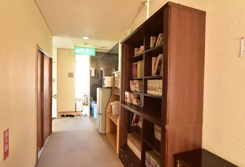 旅館 Sakanoue Kaikan