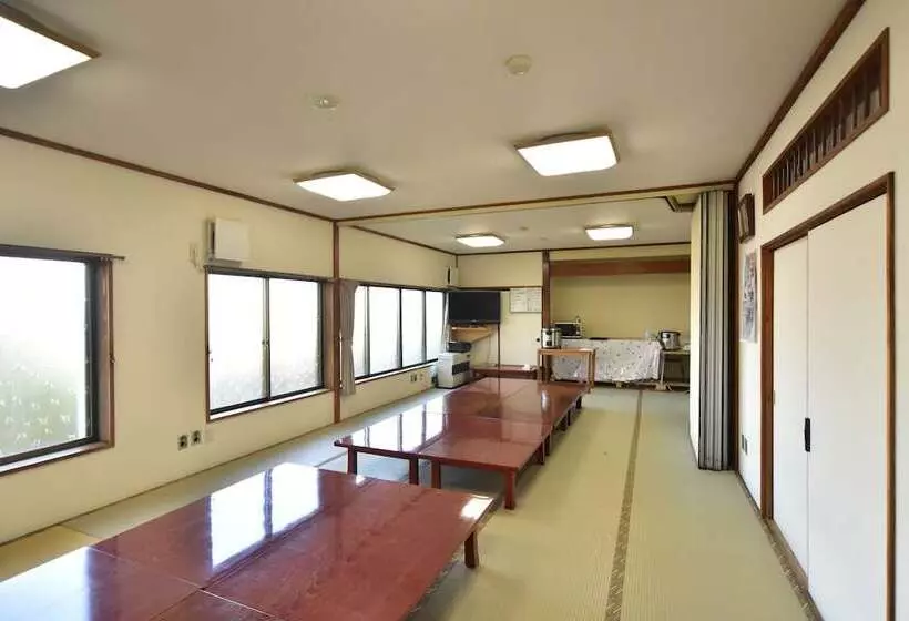 旅館 Sakanoue Kaikan