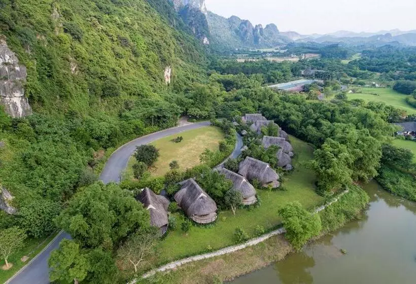 Serena Kim Boi Resort Hoa Binh