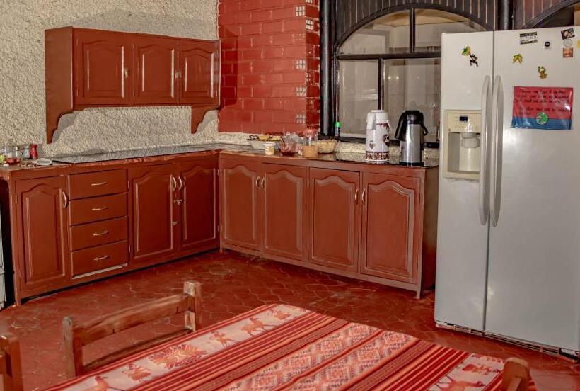 فندق صغير Huaraz Colonial