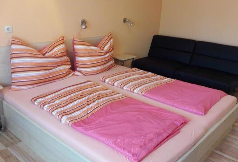 Bed and Breakfast Arkadenhaus Steiner