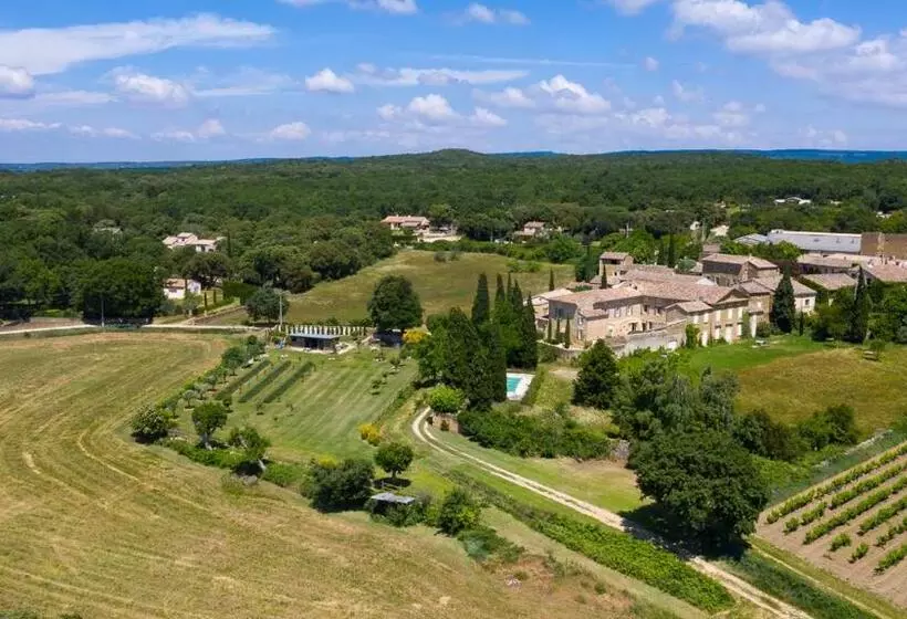 ベッドアンドブレックファースト Le Clos De La Tuilière