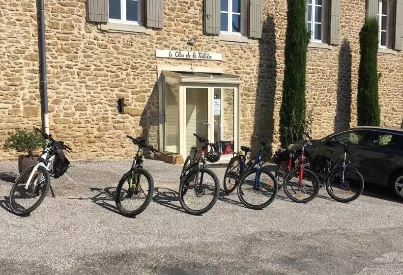 ベッドアンドブレックファースト Le Clos De La Tuilière