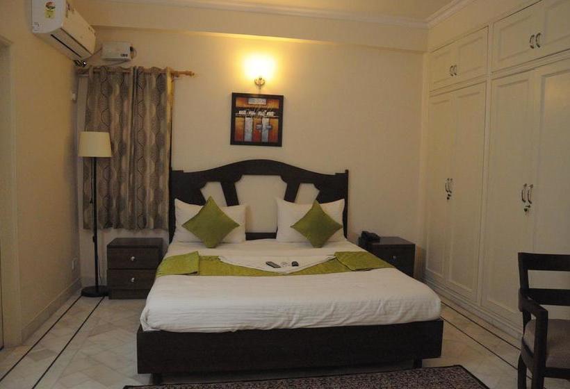 مبيت وإفطار Namaste Bnb & Service Apartments