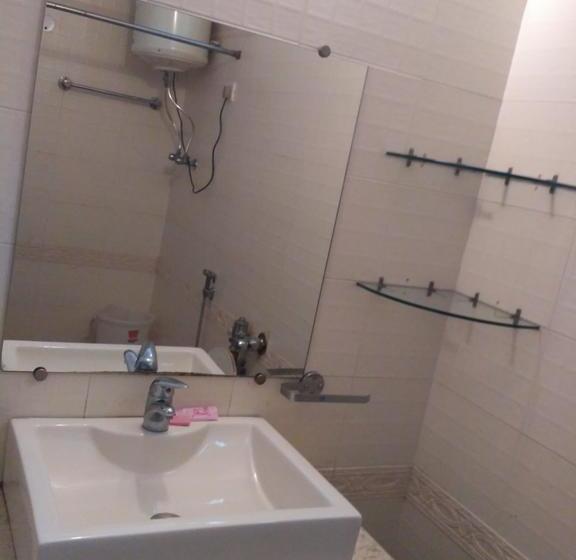 مبيت وإفطار Namaste Bnb & Service Apartments