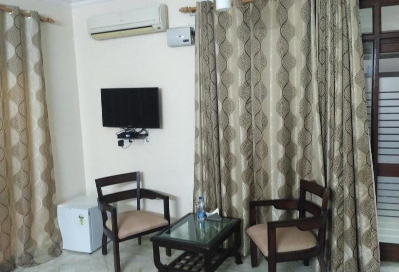 مبيت وإفطار Namaste Bnb & Service Apartments