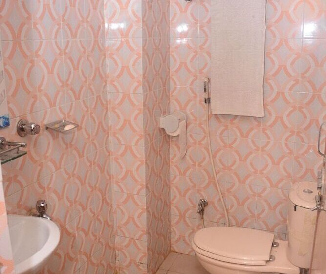 هتل Hilton City Residential