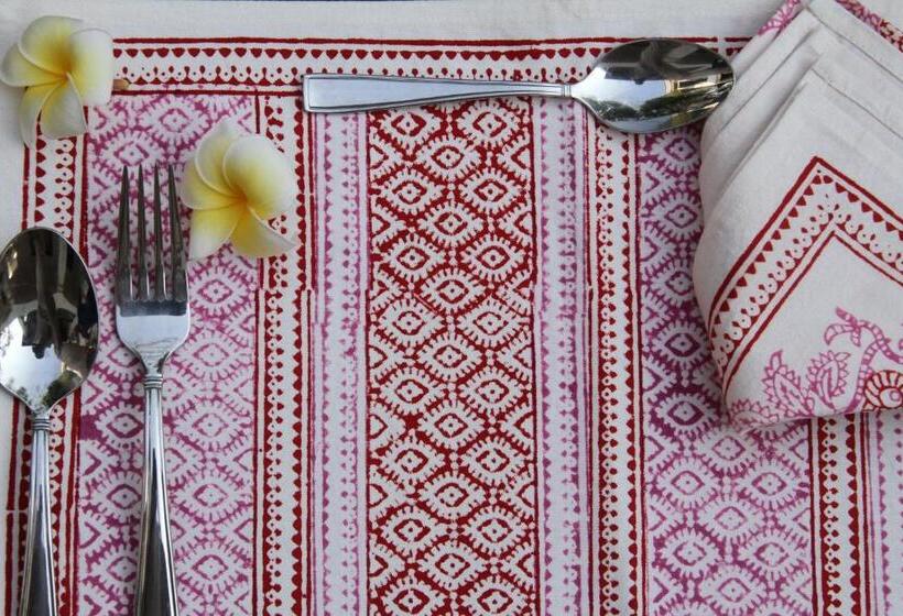 ホテル The Postcard Velha, Goa