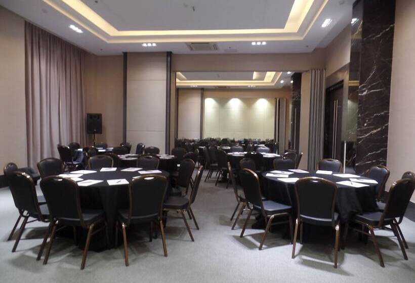 فندق Valero Grand Suites By Swissbel