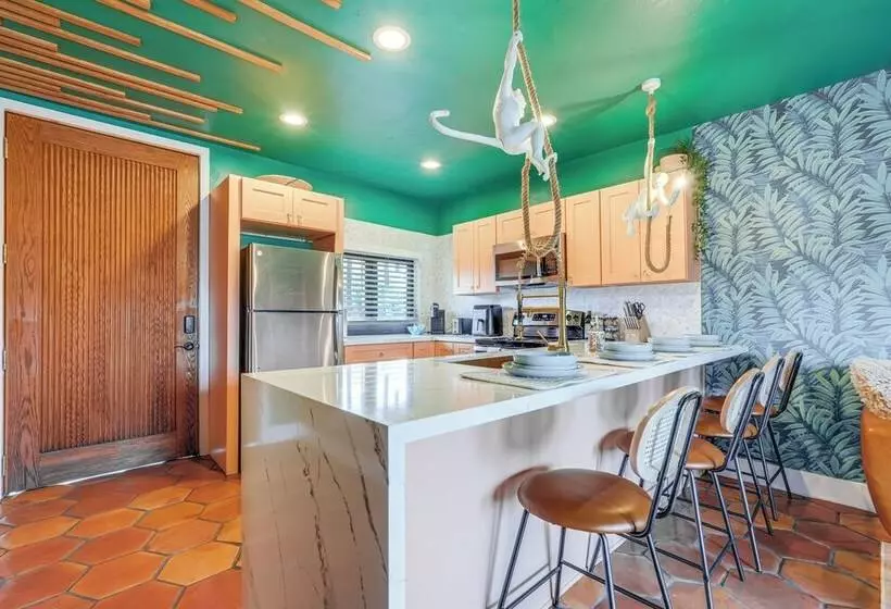 Chandler Home 7 Blocks To Dtwn W/ Backyard Oasis!