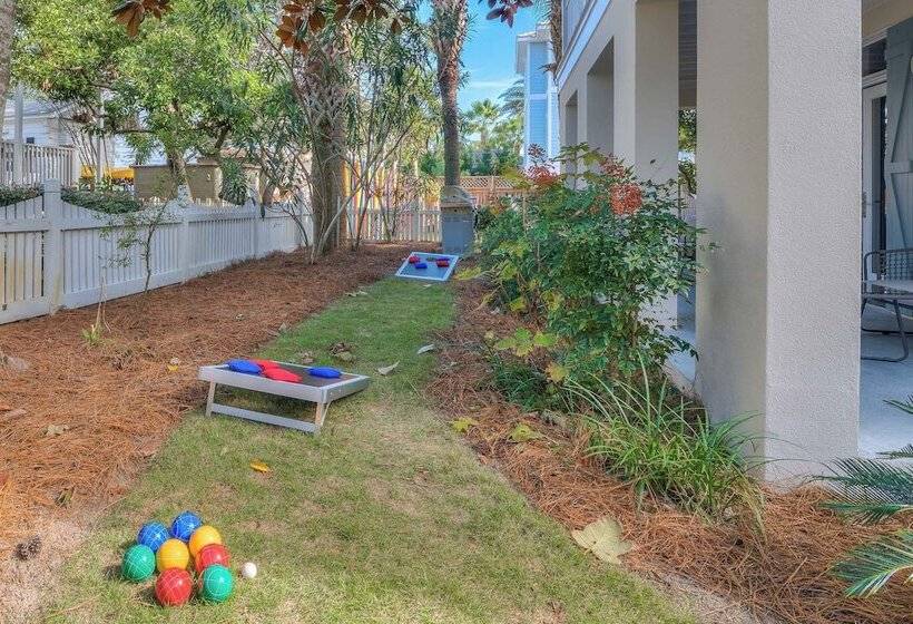 Destin Dream By Avantstay 2 Story Home, Walk To Beach, Hot Tub