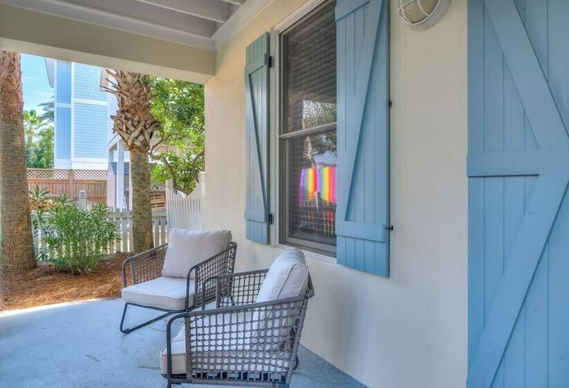 Destin Dream By Avantstay 2 Story Home, Walk To Beach, Hot Tub