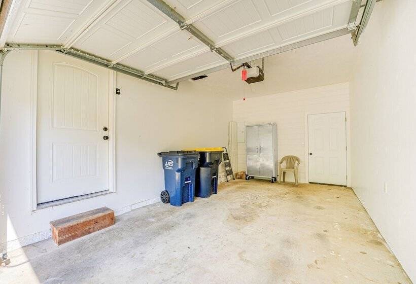 Family Friendly Harrison Home: 33 Mi To Branson!