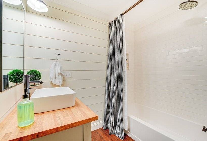 Family Friendly Harrison Home: 33 Mi To Branson!