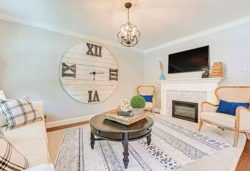 Family Friendly Harrison Home: 33 Mi To Branson!