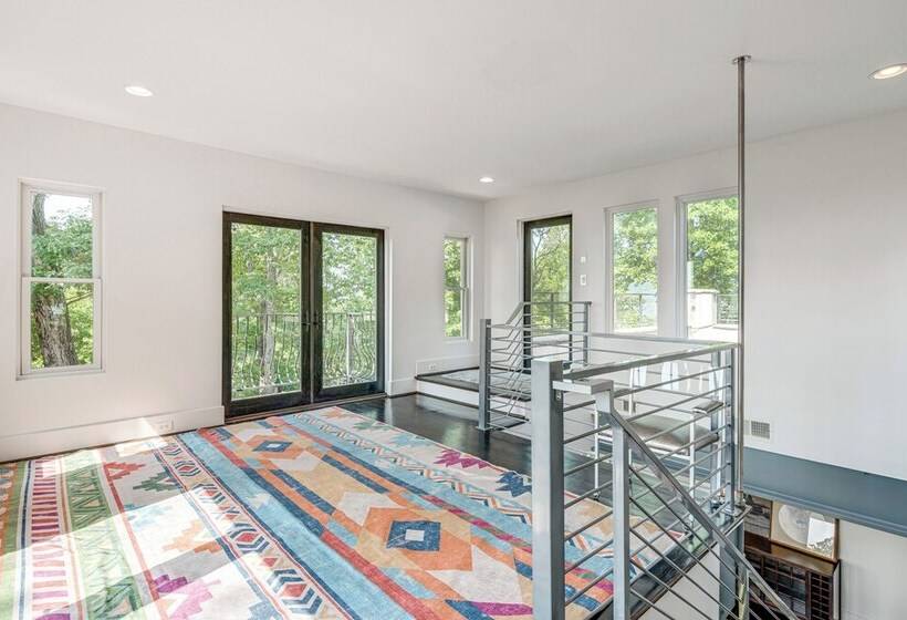 Hilltop Blue Ridge Mtn Home: Hot Tub, Views