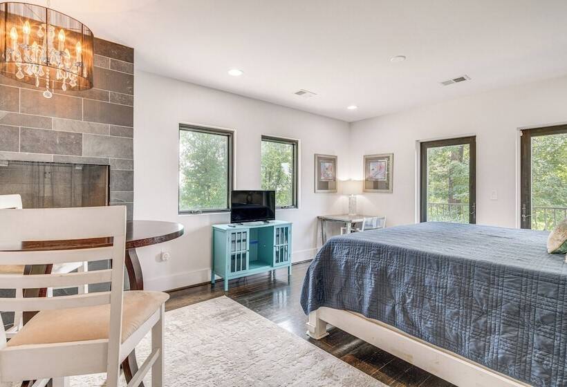 Hilltop Blue Ridge Mtn Home: Hot Tub, Views