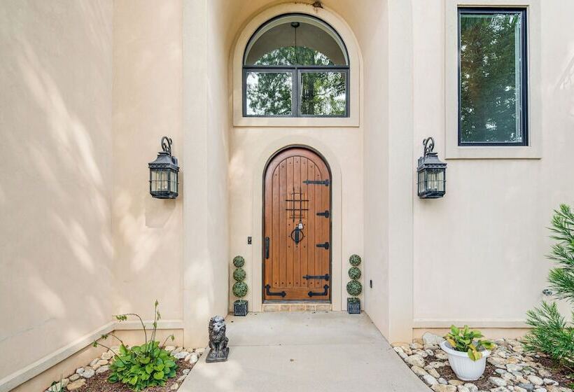 Hilltop Blue Ridge Mtn Home: Hot Tub, Views