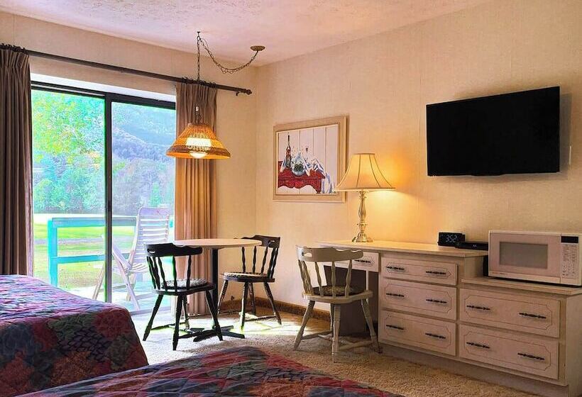 호텔 Lodge At Mount Mitchell