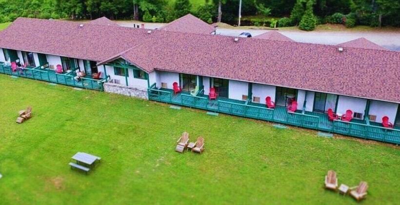 호텔 Lodge At Mount Mitchell