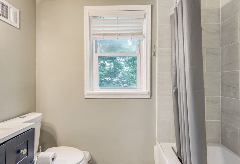 Maryland Home: 3 Mi To Downtown Silver Spring