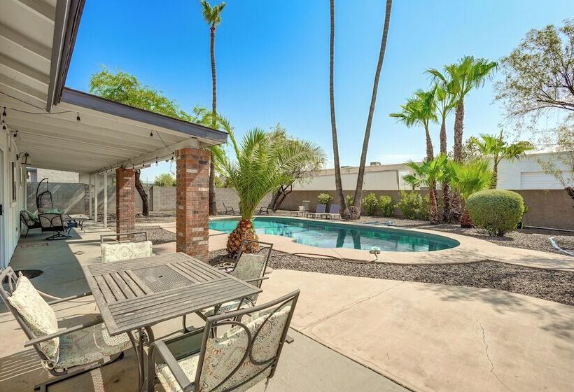 Paradise Valley Home ~ 2 Mi To Lookout Mountain!