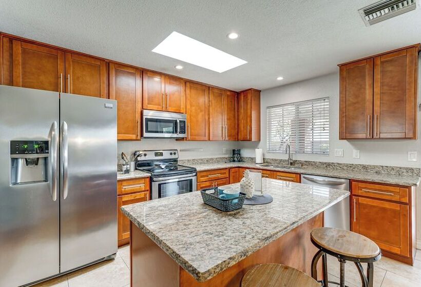 Paradise Valley Home ~ 2 Mi To Lookout Mountain!