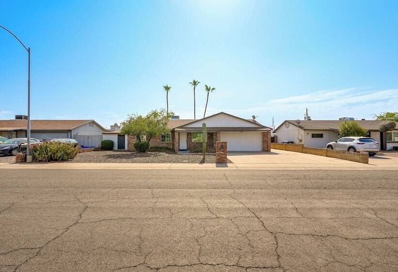 Paradise Valley Home ~ 2 Mi To Lookout Mountain!