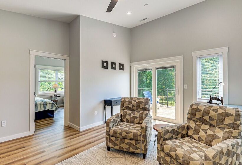 Rock Hall Retreat W/ Balcony Near Park & Marina!