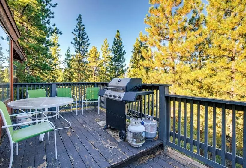 South Lake Tahoe Home W/ Game Rooms, Decks & Sauna