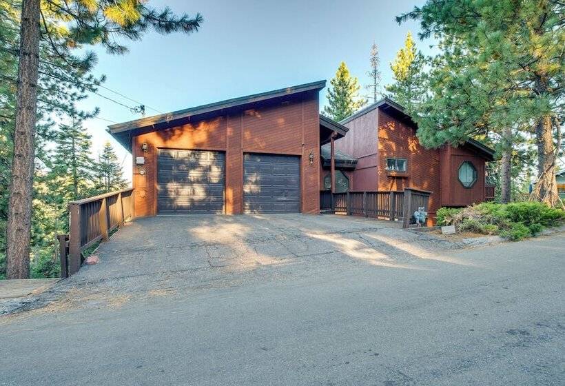 South Lake Tahoe Home W/ Game Rooms, Decks & Sauna