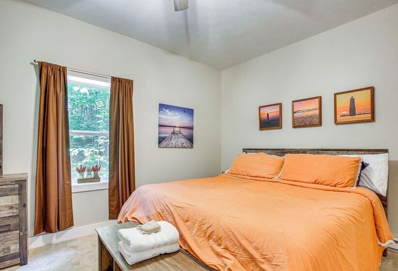 Traverse City Home: Grill, Fire Pit + More!