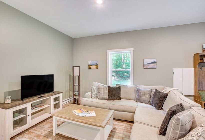 Traverse City Home: Grill, Fire Pit + More!